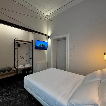 Room Roma Nazionale